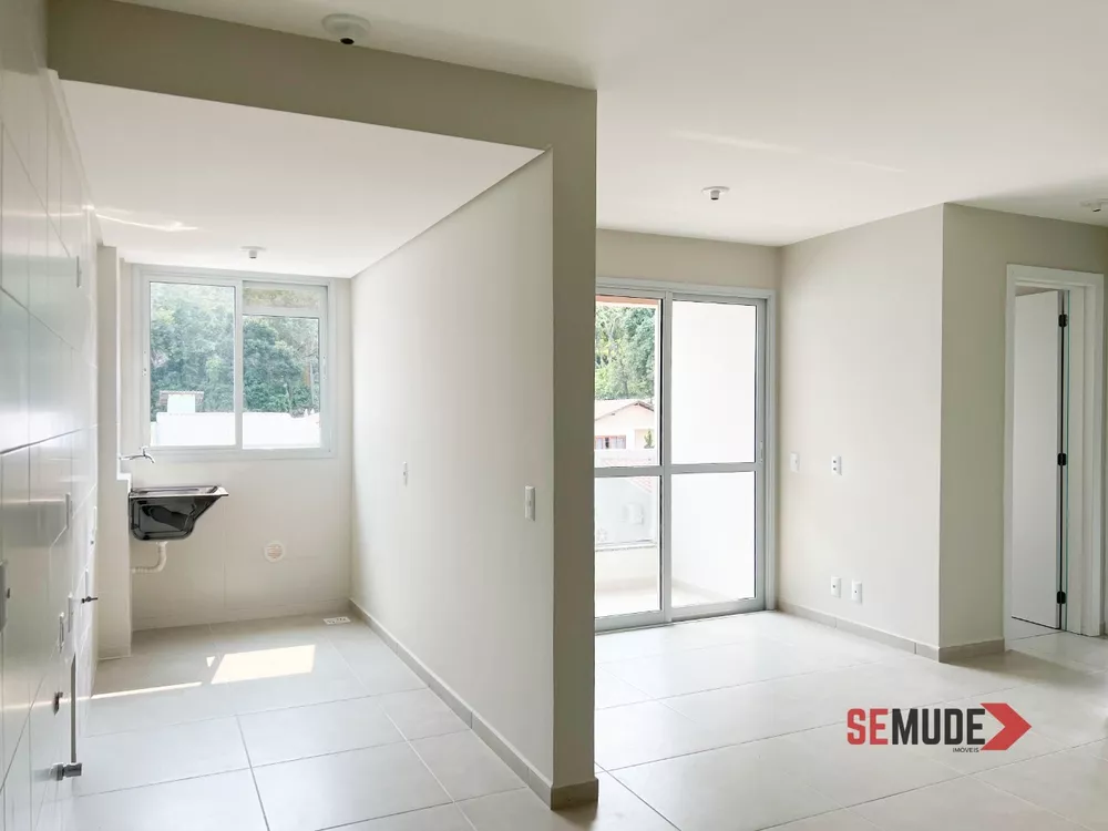 Apartamento à venda com 2 quartos, 59m² - Foto 2