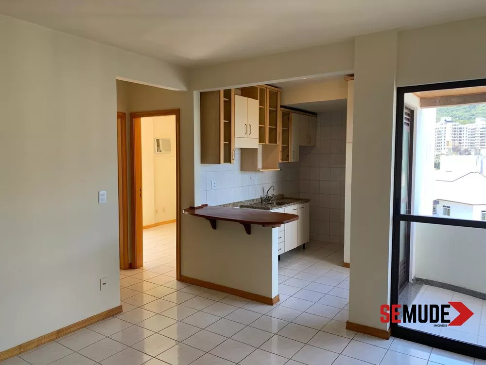 Apartamento à venda com 2 quartos, 61m² - Foto 3