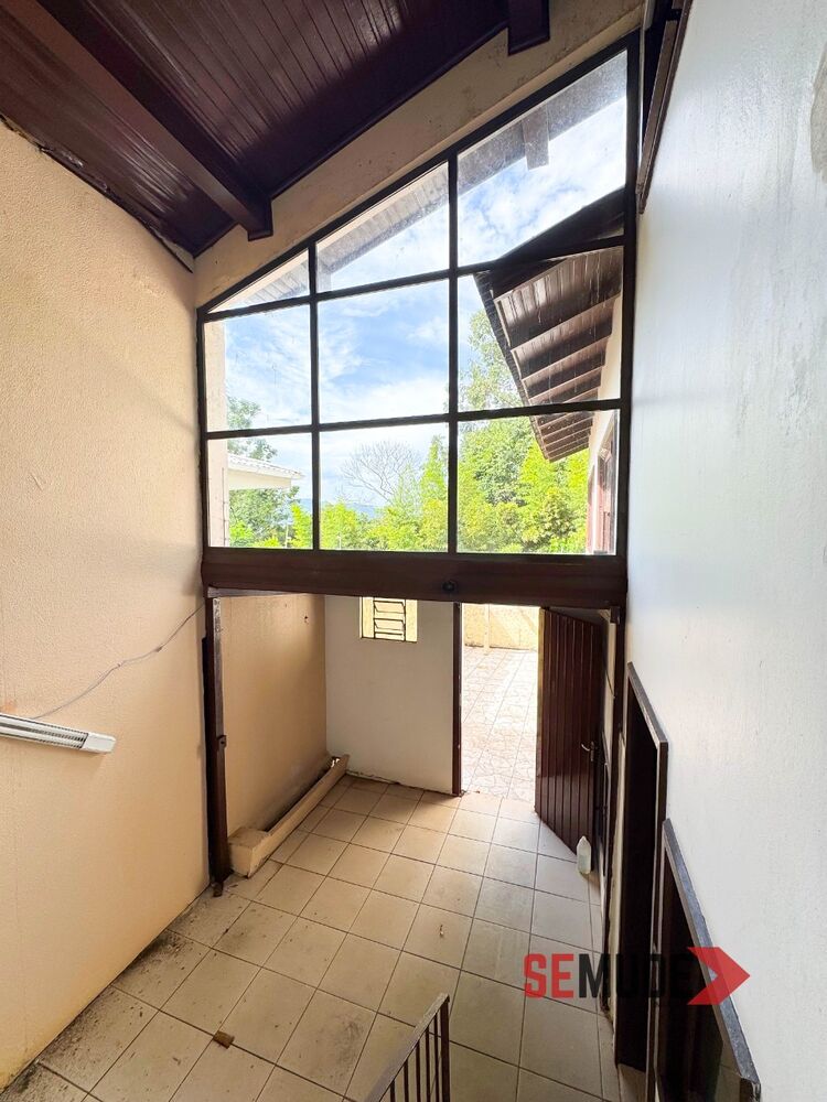 Casa à venda com 3 quartos, 190m² - Foto 6