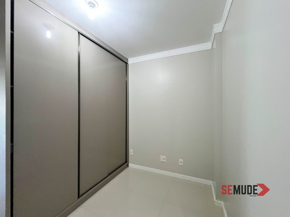 Apartamento à venda com 4 quartos, 127m² - Foto 3