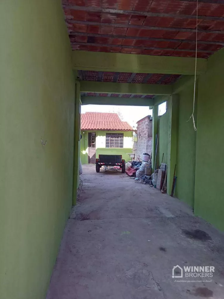 Sobrado à venda com 3 quartos, 100m² - Foto 2