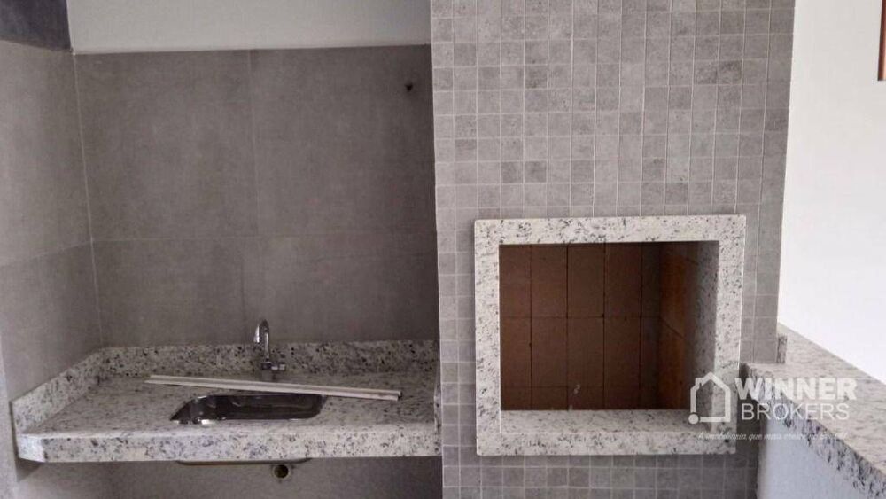 Casa à venda com 3 quartos, 105m² - Foto 7