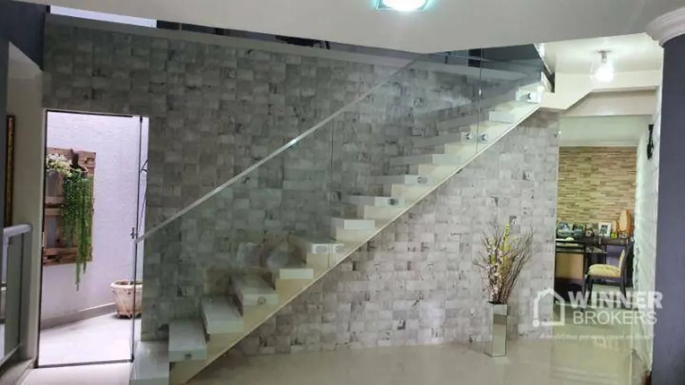 Sobrado, 4 quartos, 256 m² - Foto 5