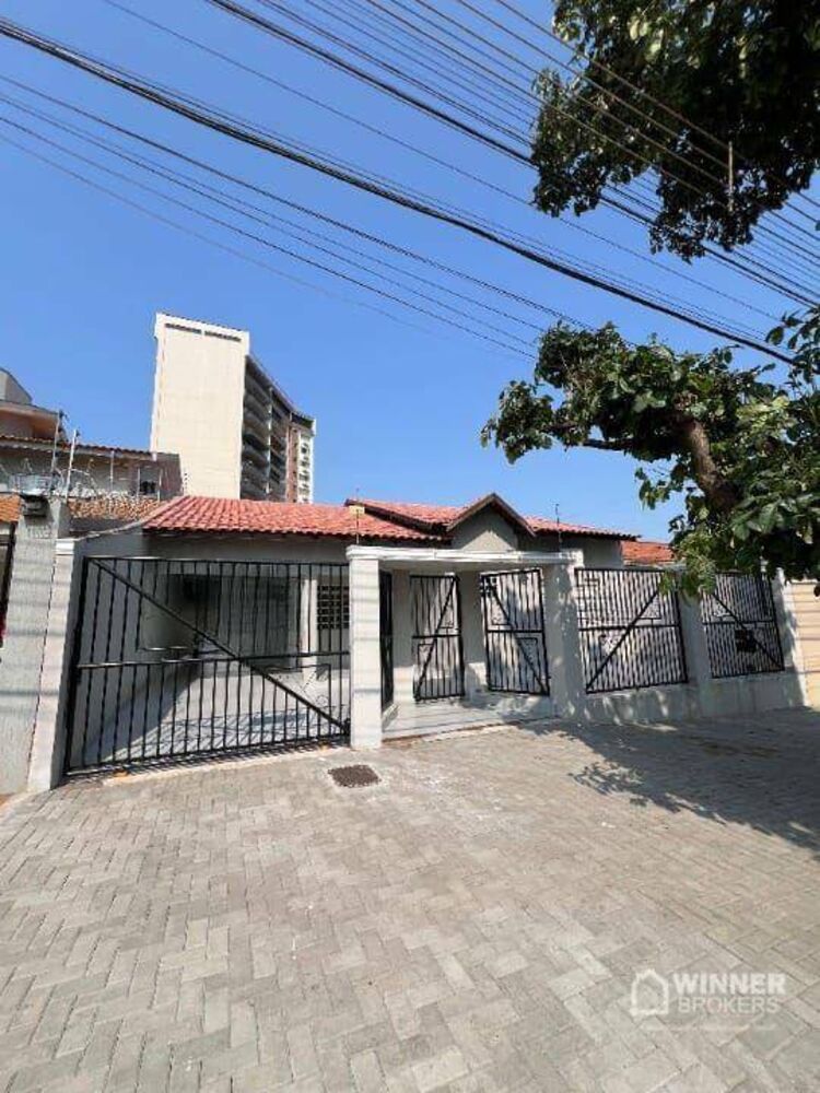Casa à venda com 3 quartos, 240m² - Foto 12