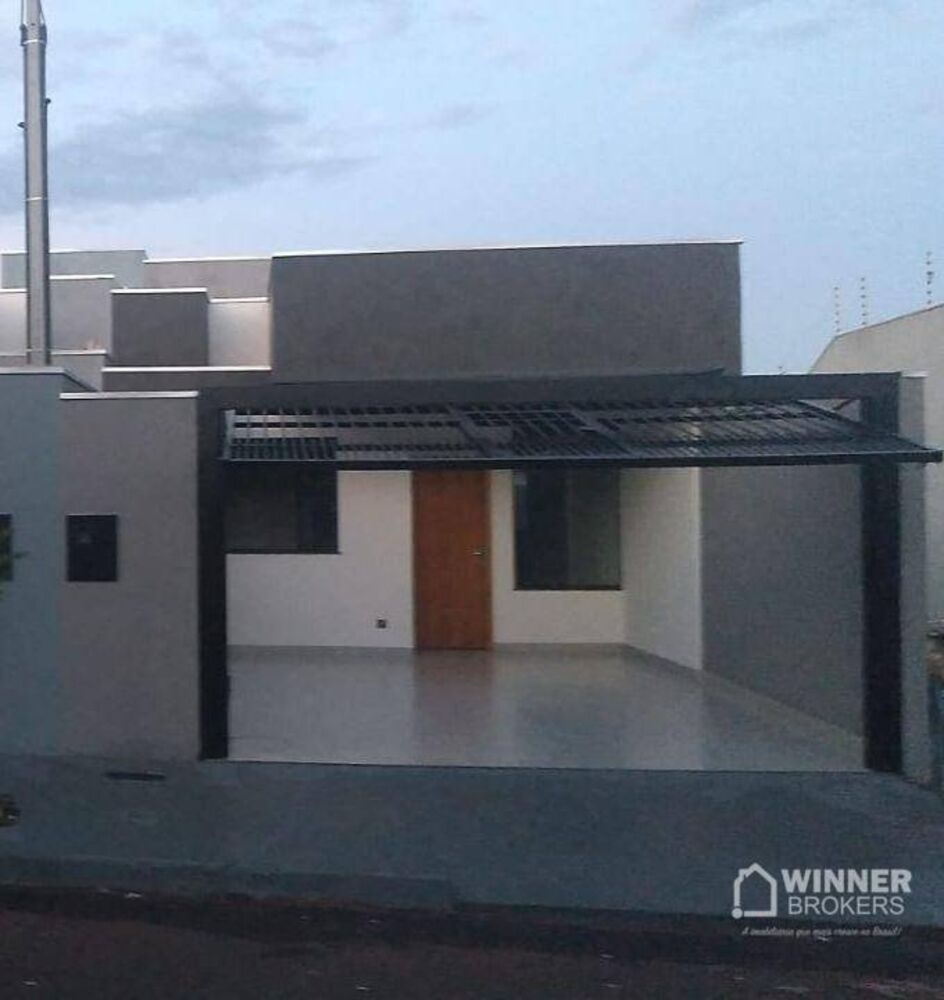 Casa à venda com 3 quartos, 76m² - Foto 1