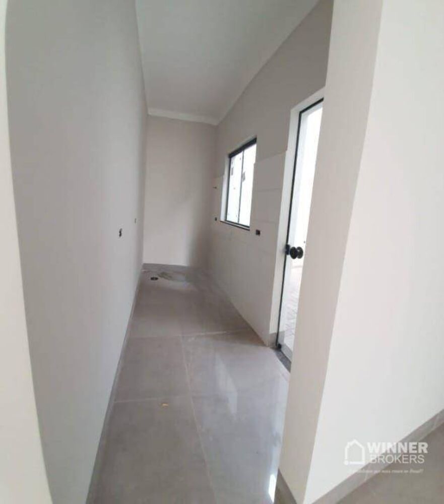 Casa à venda com 3 quartos, 135m² - Foto 4