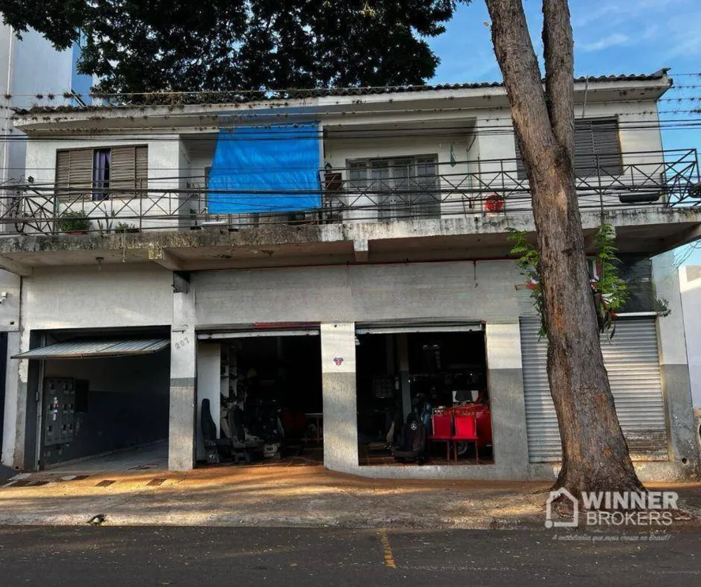 Sobrado, 8 quartos, 570 m² - Foto 1