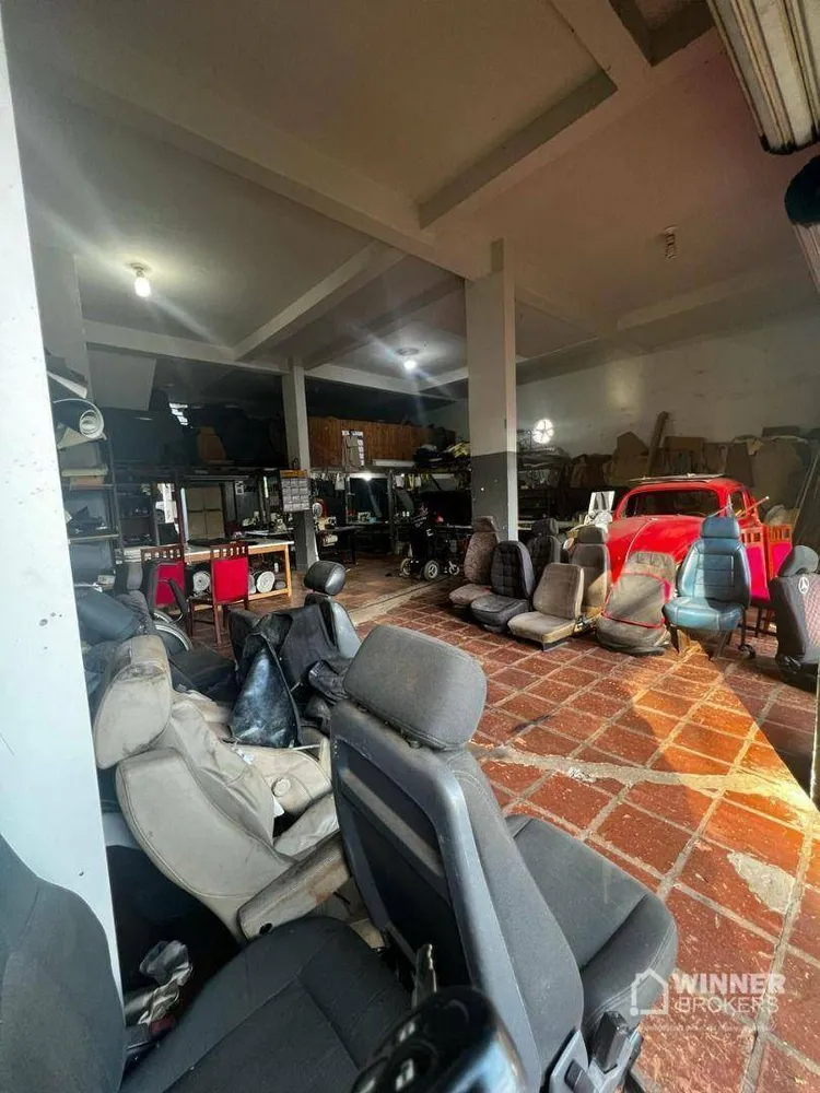 Sobrado, 8 quartos, 570 m² - Foto 9