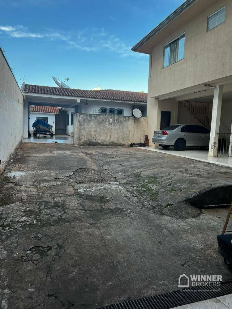 Sobrado, 8 quartos, 570 m² - Foto 3