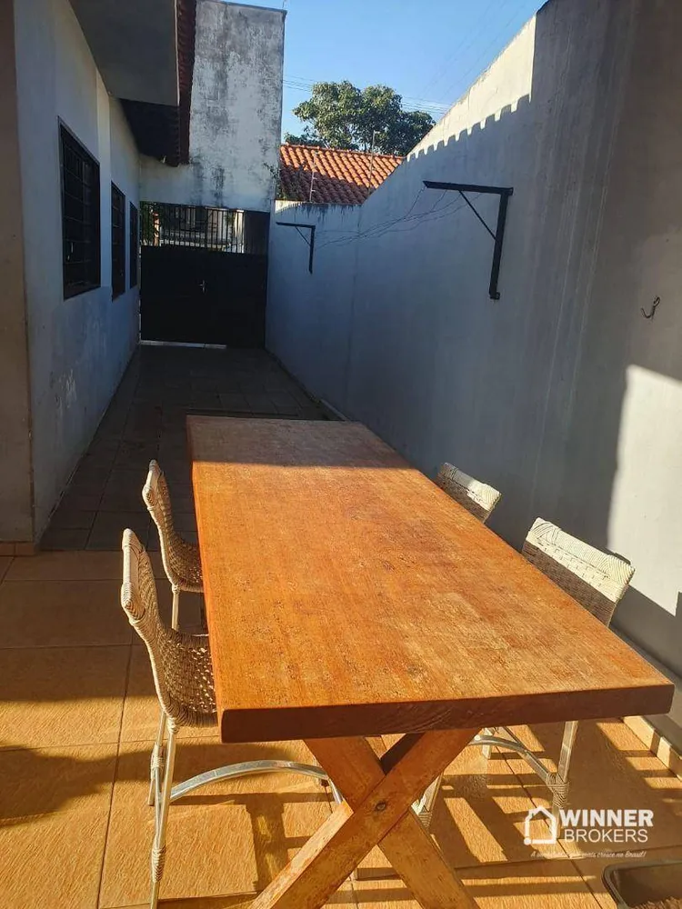 Casa, 3 quartos, 203 m² - Foto 3