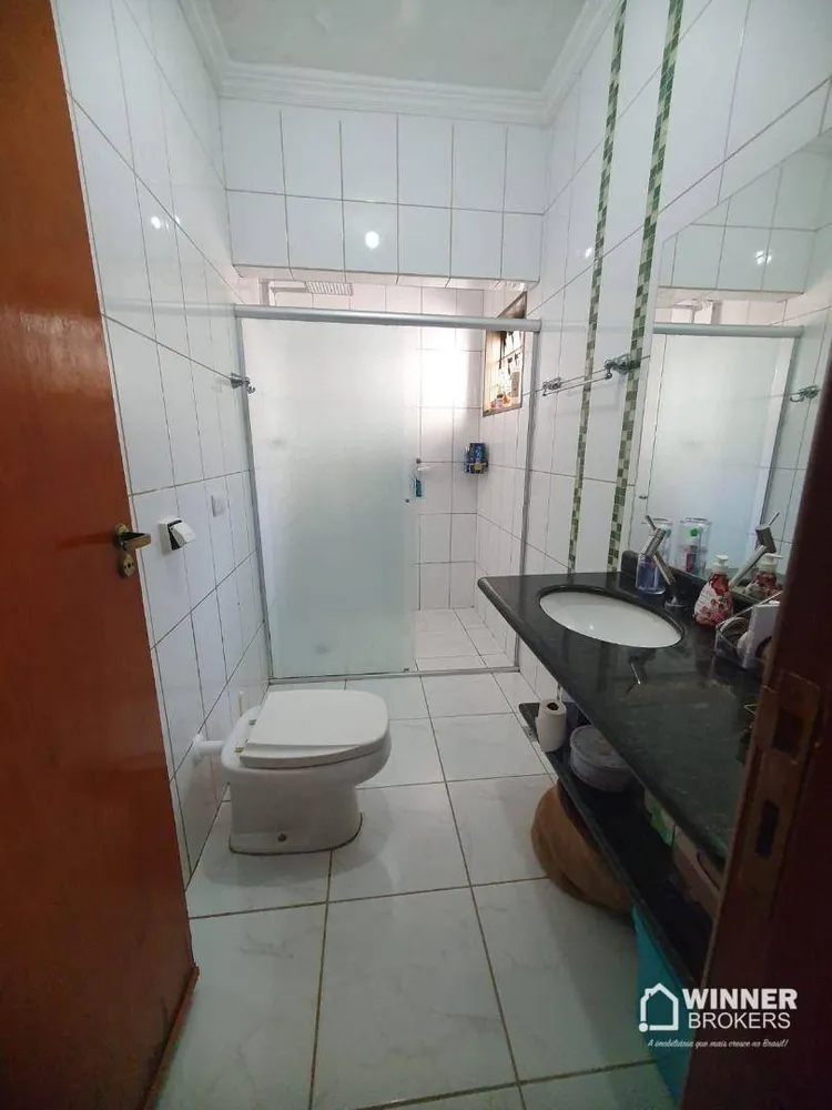 Casa, 3 quartos, 203 m² - Foto 2