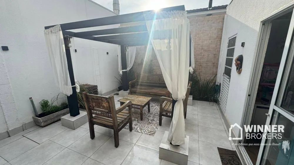 Sobrado, 4 quartos, 195 m² - Foto 1