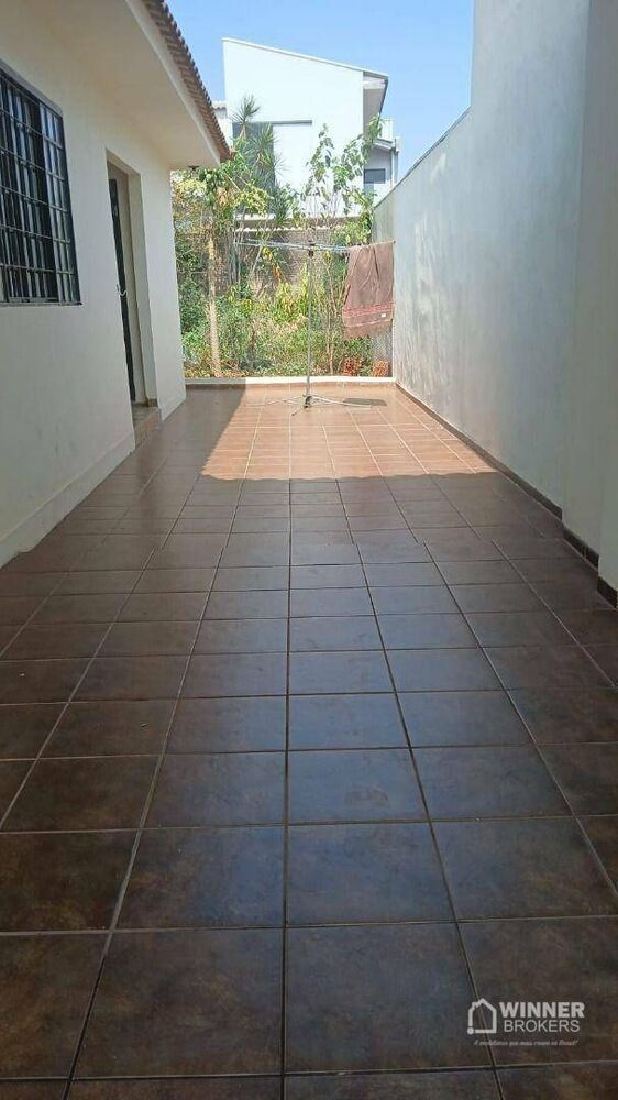 Casa à venda com 3 quartos, 110m² - Foto 9