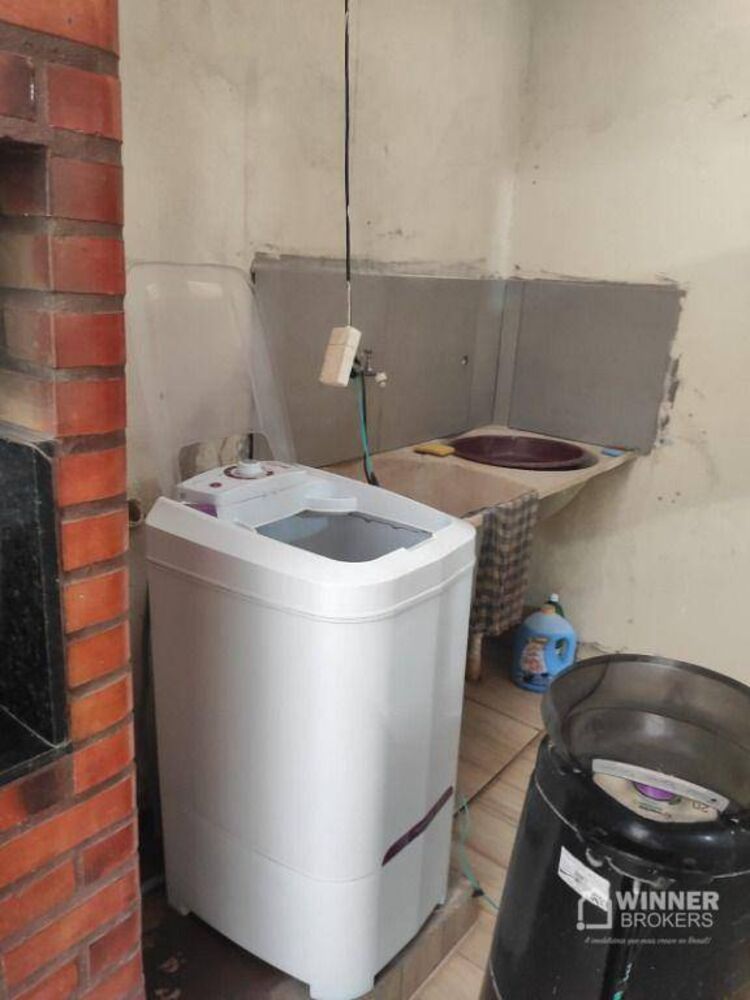 Casa à venda com 2 quartos, 106m² - Foto 10