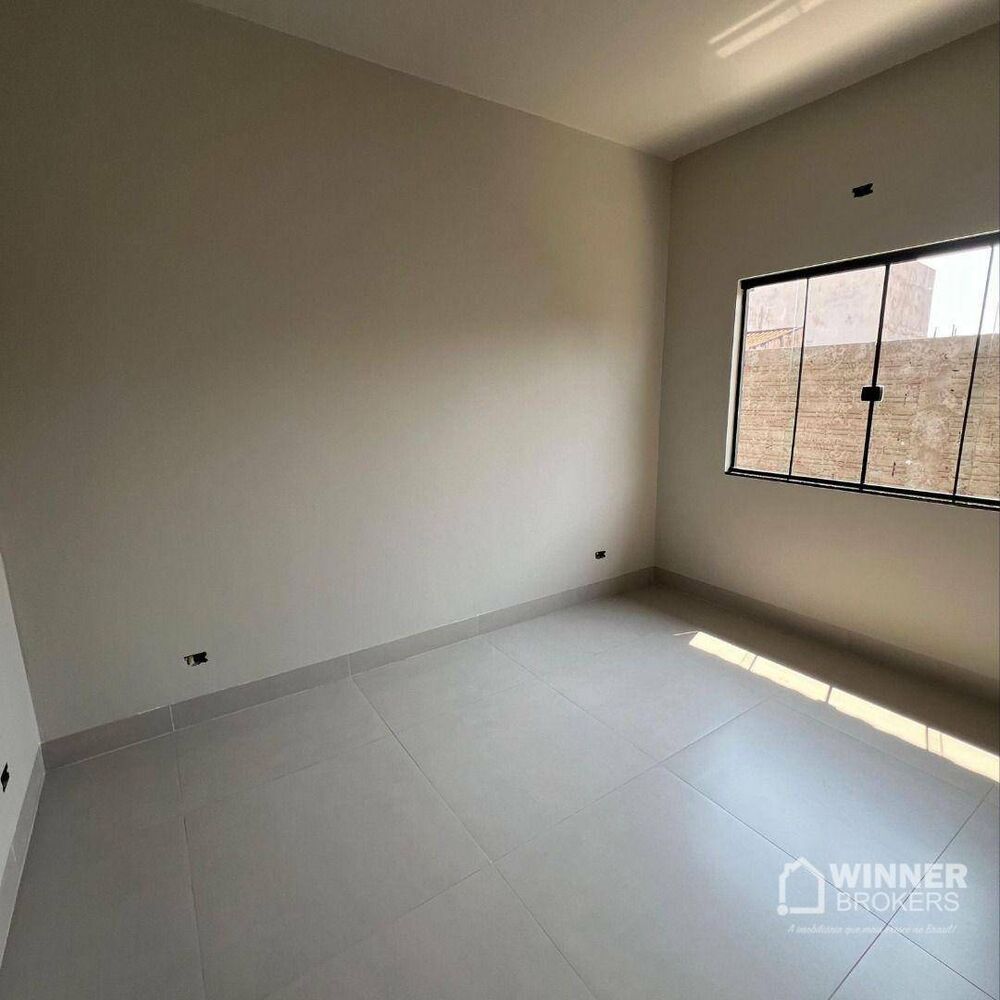 Casa à venda com 2 quartos, 60m² - Foto 3