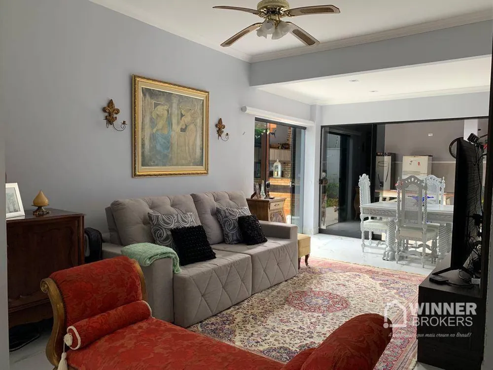 Sobrado, 3 quartos, 274 m² - Foto 1