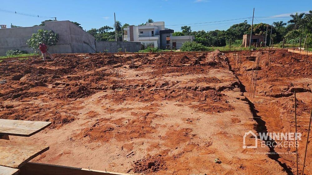 Casa à venda com 2 quartos, 60m² - Foto 4