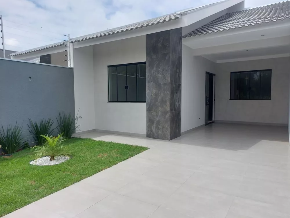 Casa à venda com 3 quartos, 72m² - Foto 1