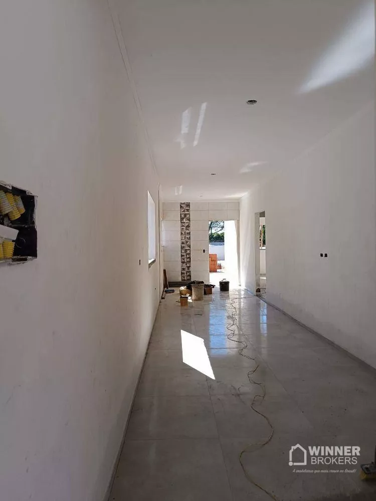 Casa à venda com 3 quartos, 130m² - Foto 4