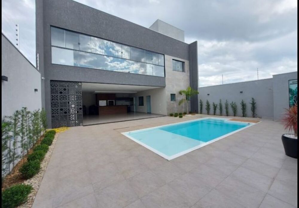 Sobrado, 3 quartos, 342 m² - Foto 1