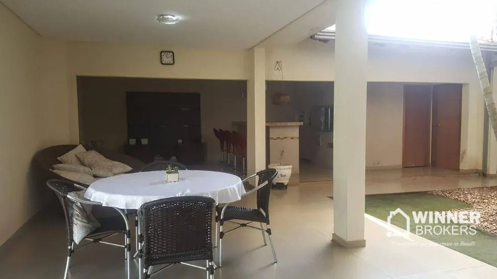 Sobrado, 4 quartos, 449 m² - Foto 2