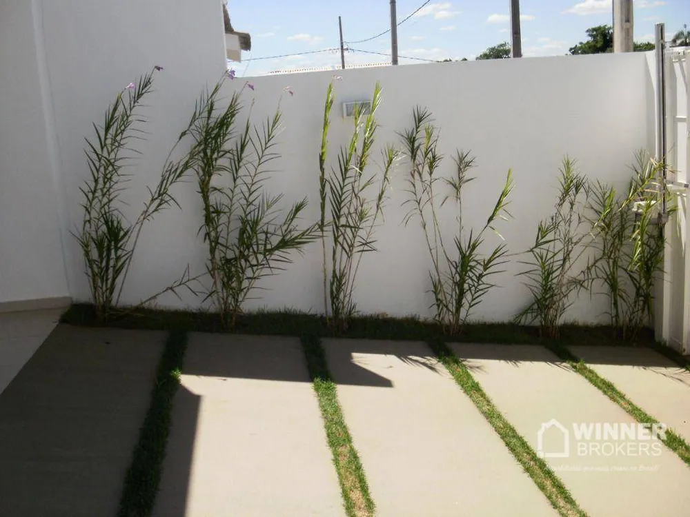 Sobrado, 3 quartos, 206 m² - Foto 2