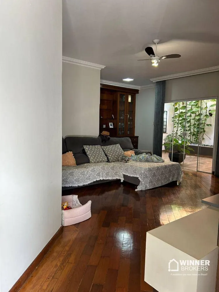 Casa, 4 quartos, 382 m² - Foto 5