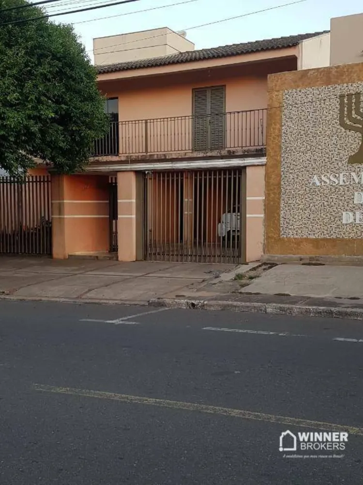 Casa, 3 quartos, 230 m² - Foto 1