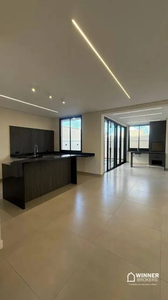 Sobrado, 3 quartos, 250 m² - Foto 4