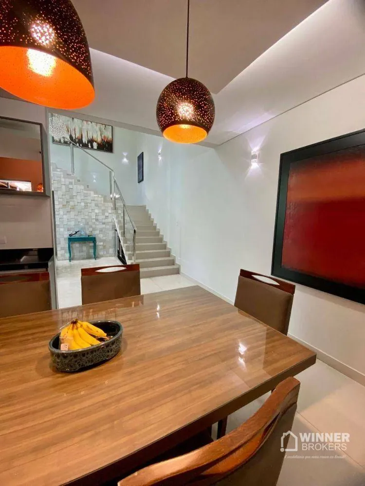 Sobrado, 3 quartos, 211 m² - Foto 1