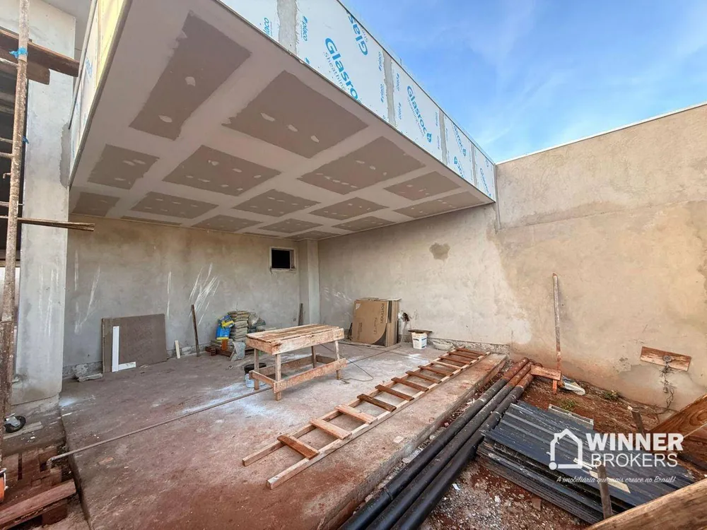 Casa, 3 quartos, 179 m² - Foto 2