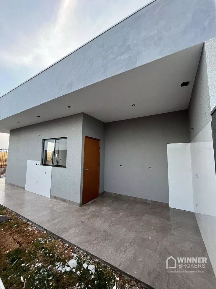 Casa à venda com 3 quartos, 66m² - Foto 4