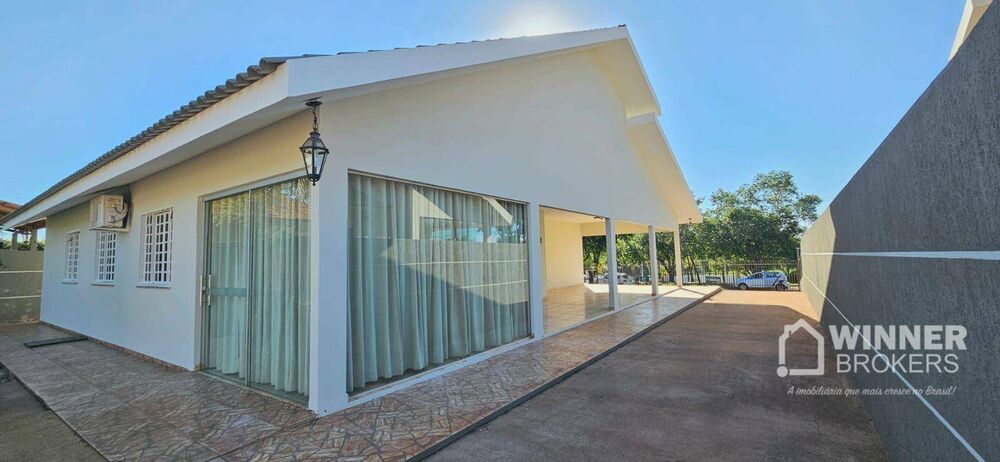 Casa, 3 quartos, 260 m² - Foto 1