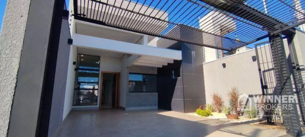 Casa à venda com 2 quartos, 105m² - Foto 1