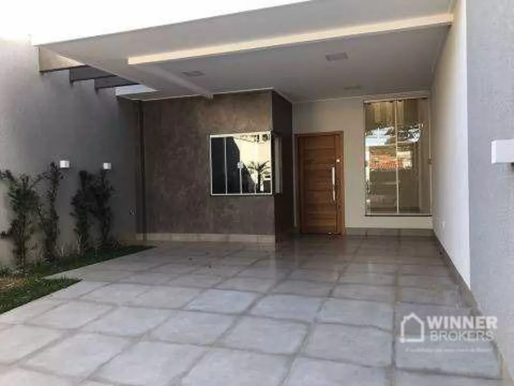 Casa à venda com 3 quartos, 116m² - Foto 1