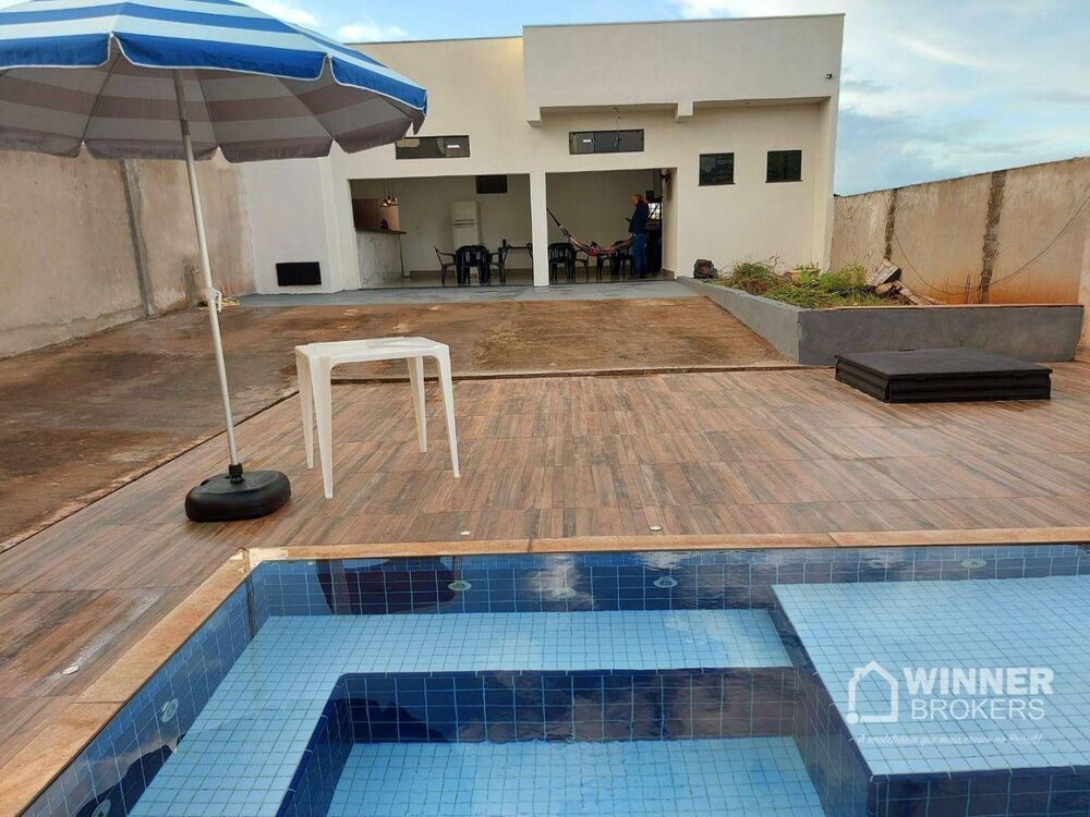 Chácara à venda com 2 quartos, 140m² - Foto 2