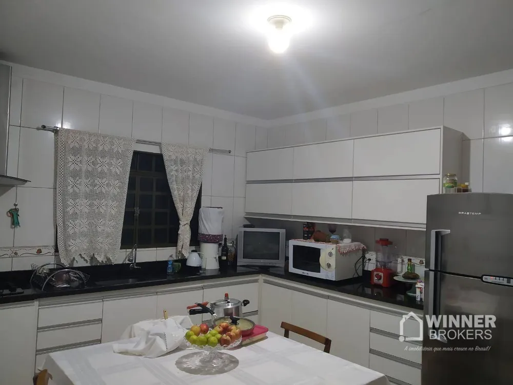 Casa, 3 quartos, 170 m² - Foto 2