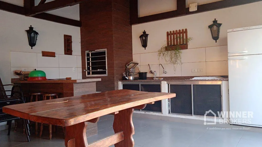 Casa, 4 quartos, 275 m² - Foto 4