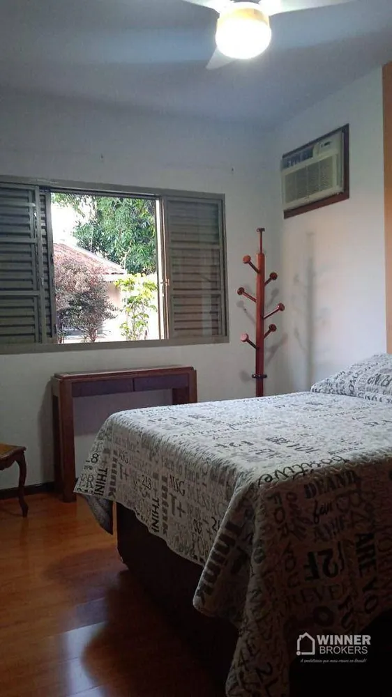 Casa, 4 quartos, 275 m² - Foto 11