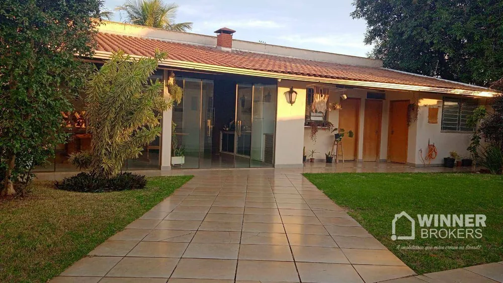 Casa, 4 quartos, 275 m² - Foto 3