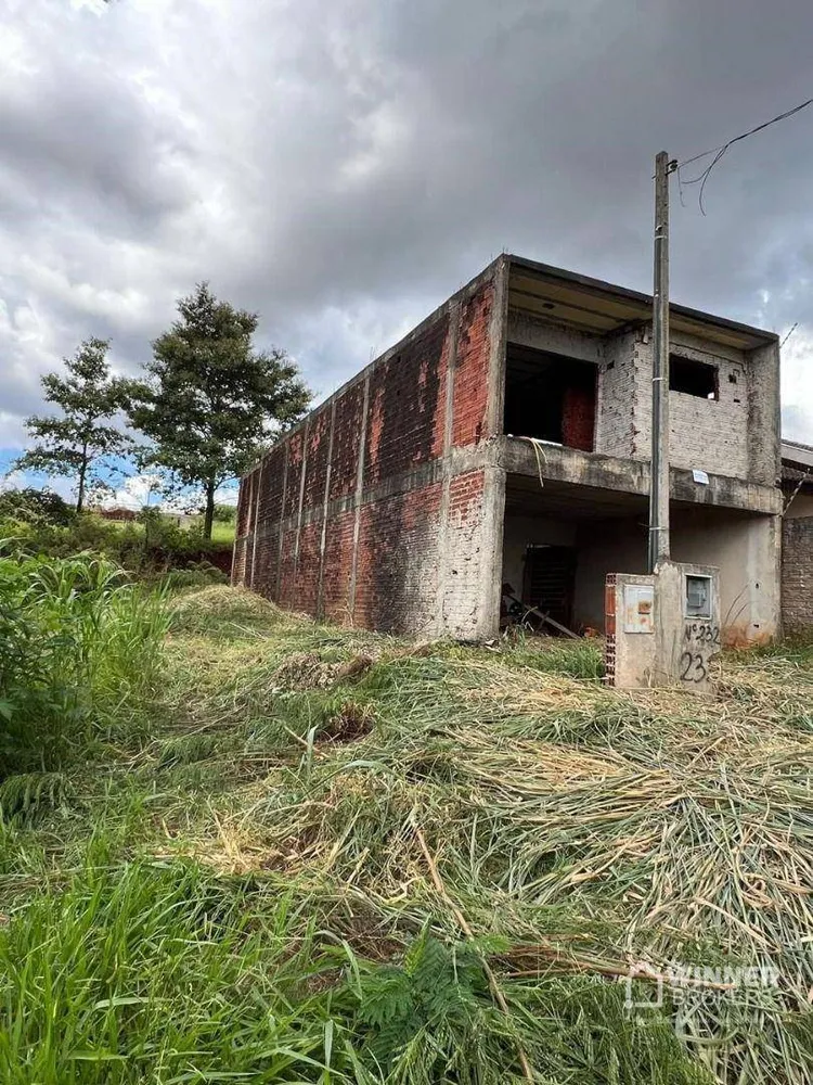 Sobrado, 3 quartos, 210 m² - Foto 2
