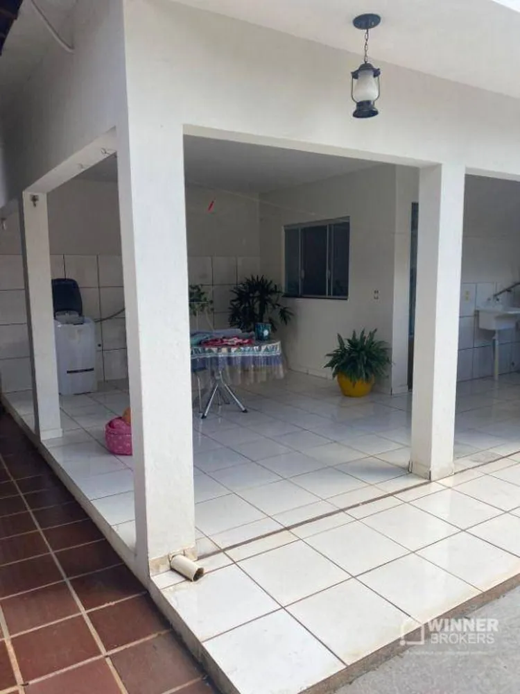 Casa, 3 quartos, 229 m² - Foto 2