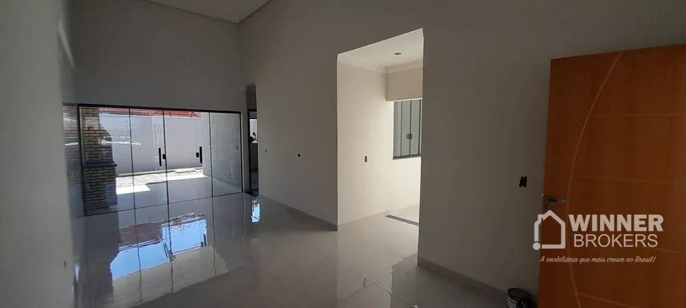 Casa à venda com 3 quartos, 90m² - Foto 3