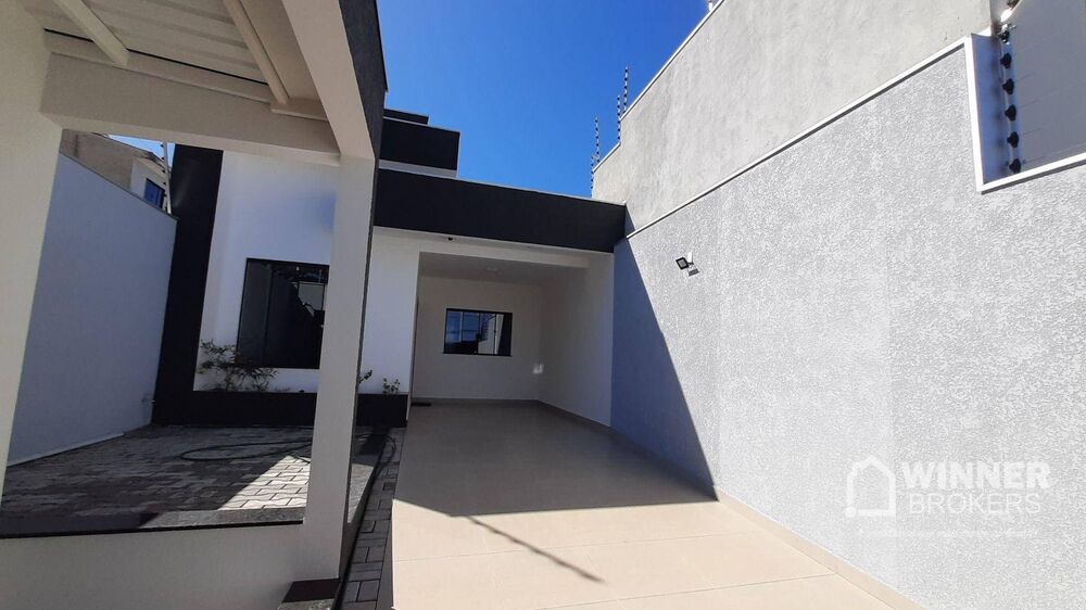 Sobrado à venda com 4 quartos, 118m² - Foto 2