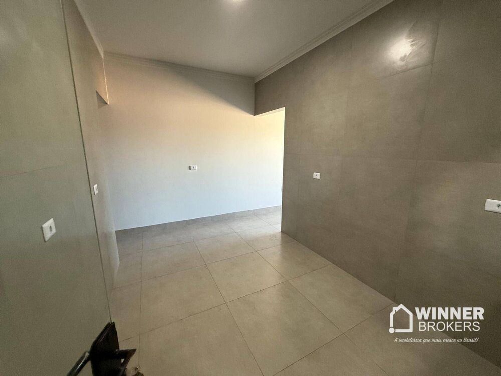 Casa à venda com 2 quartos, 60m² - Foto 5
