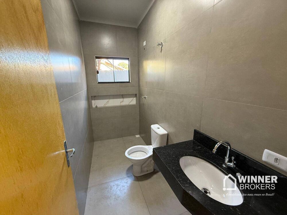 Casa à venda com 2 quartos, 60m² - Foto 7