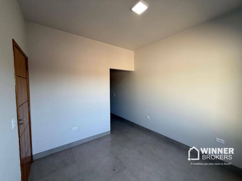 Casa à venda com 2 quartos, 60m² - Foto 3