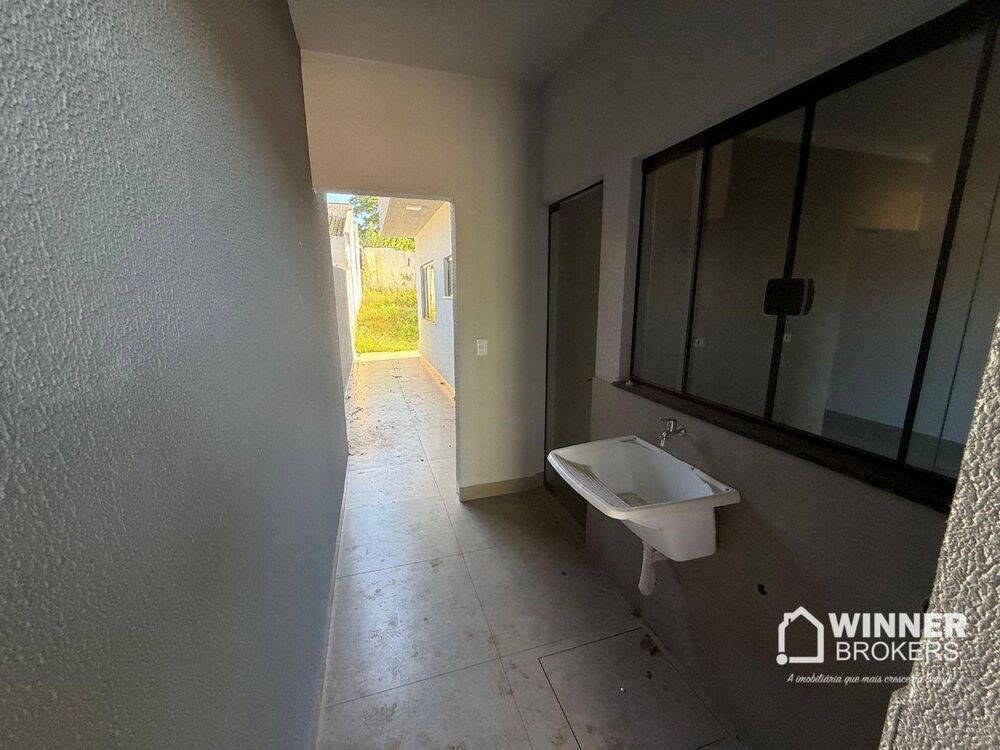 Casa à venda com 2 quartos, 60m² - Foto 8