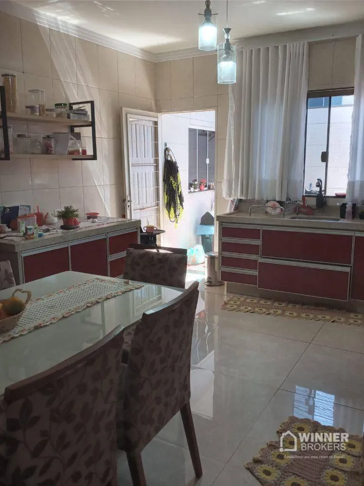 Casa, 4 quartos, 130 m² - Foto 4