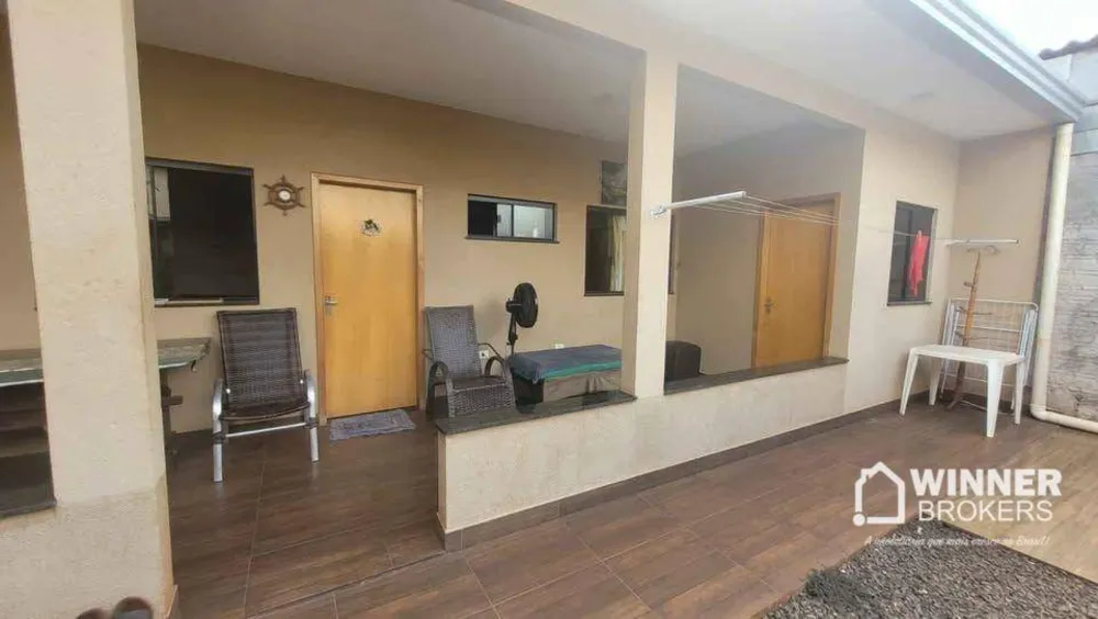 Sobrado, 4 quartos, 256 m² - Foto 1